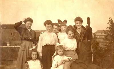1919