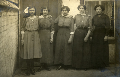 1919