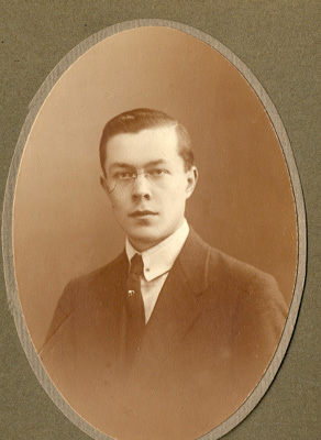 1920