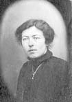 Onbekende dame in ovaal pasfoto